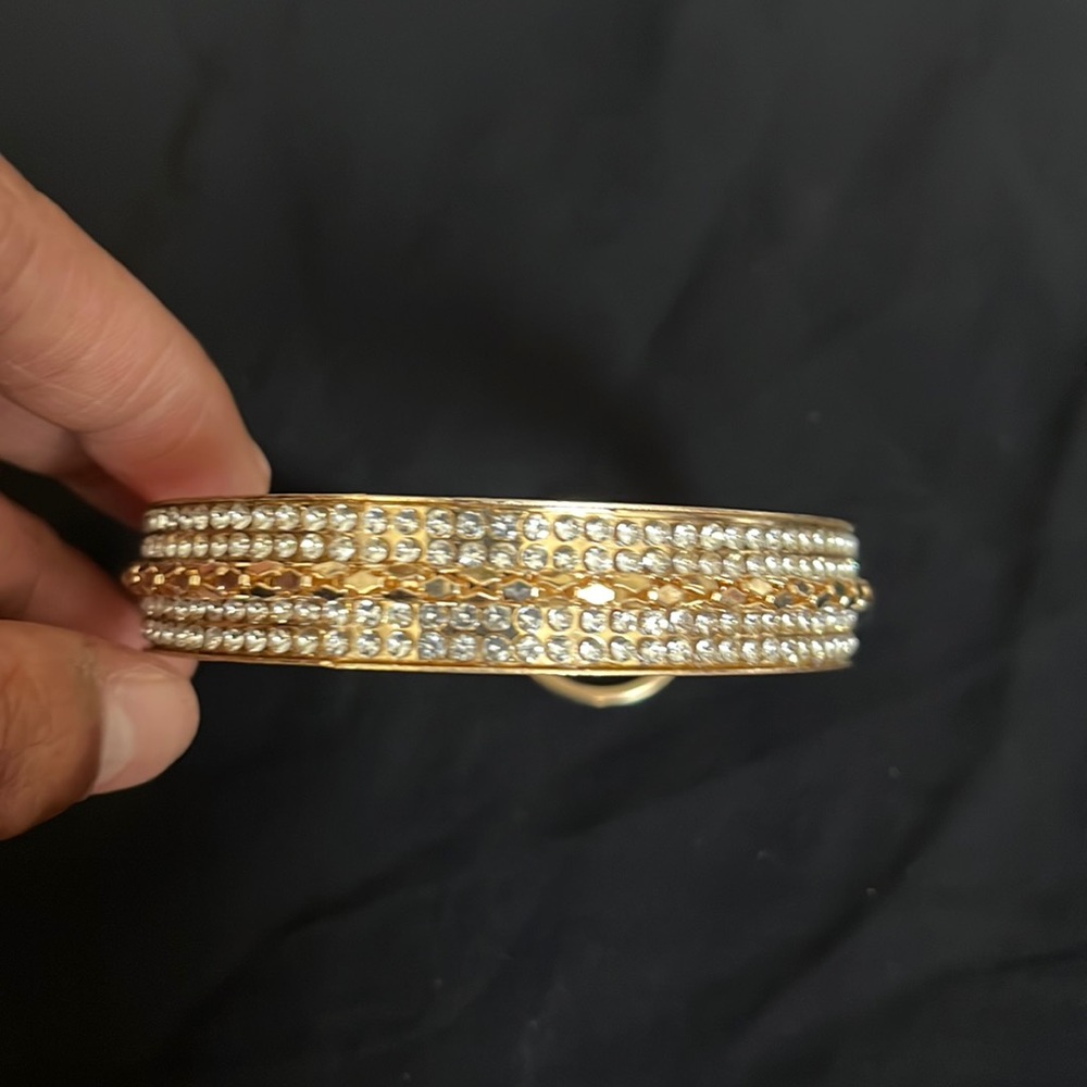 Beautiful keychain bracelet never lose  your keys again
